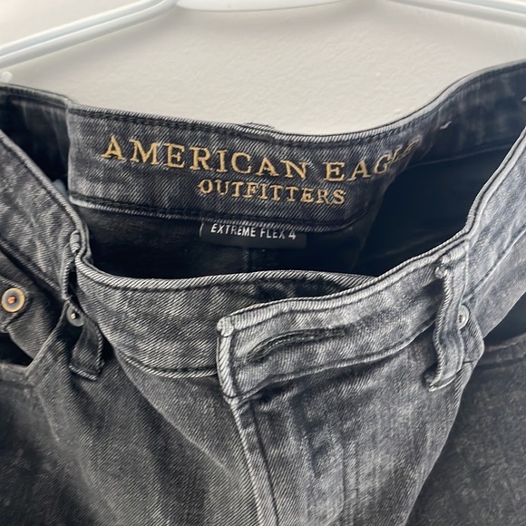 Black American Eagle Jeans - Picture 2 of 3